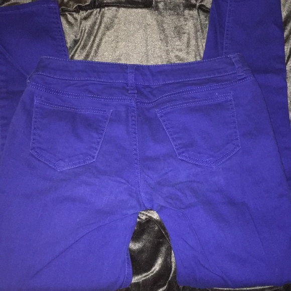 Royal blue jeans - Picture 3 of 5